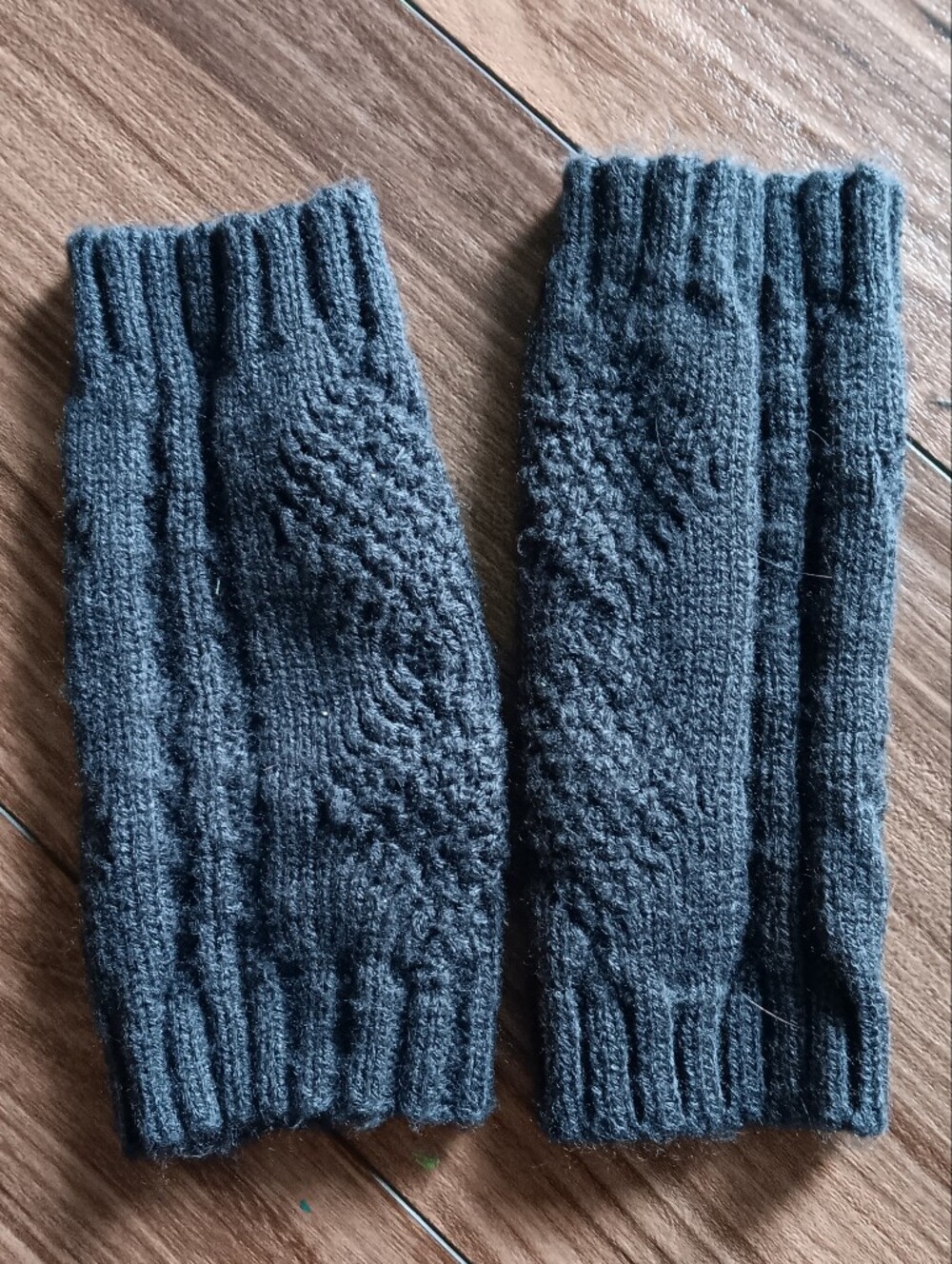 Fingerless Gloves